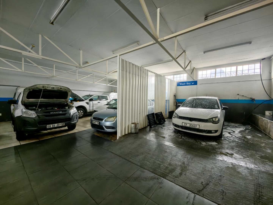 To Let commercial Property for Rent in Wynberg Western Cape